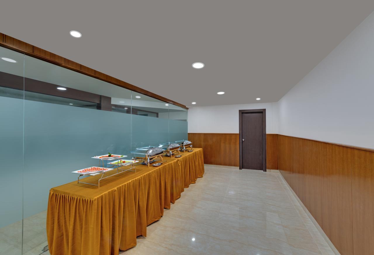 Avins Beacon Hotel - Udaipur Exteriör bild
